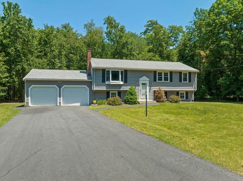 264 Myrtle Street Hanover, MA 02339 - Photo 2 of 24 Gallery Image 2