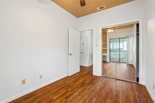 $1,200 | 612 Park Place, Unit 201, Austin, TX 78705