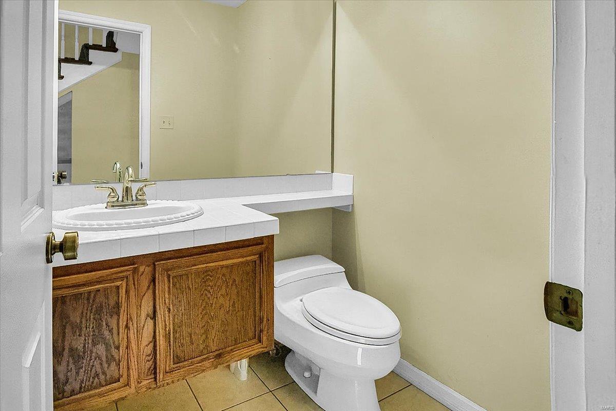 1828 Ridgeview Cir Drive Ballwin, MO 63021 - Photo 16 of 45