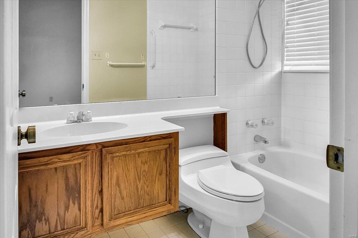 1828 Ridgeview Cir Drive Ballwin, MO 63021 - Photo 35 of 45