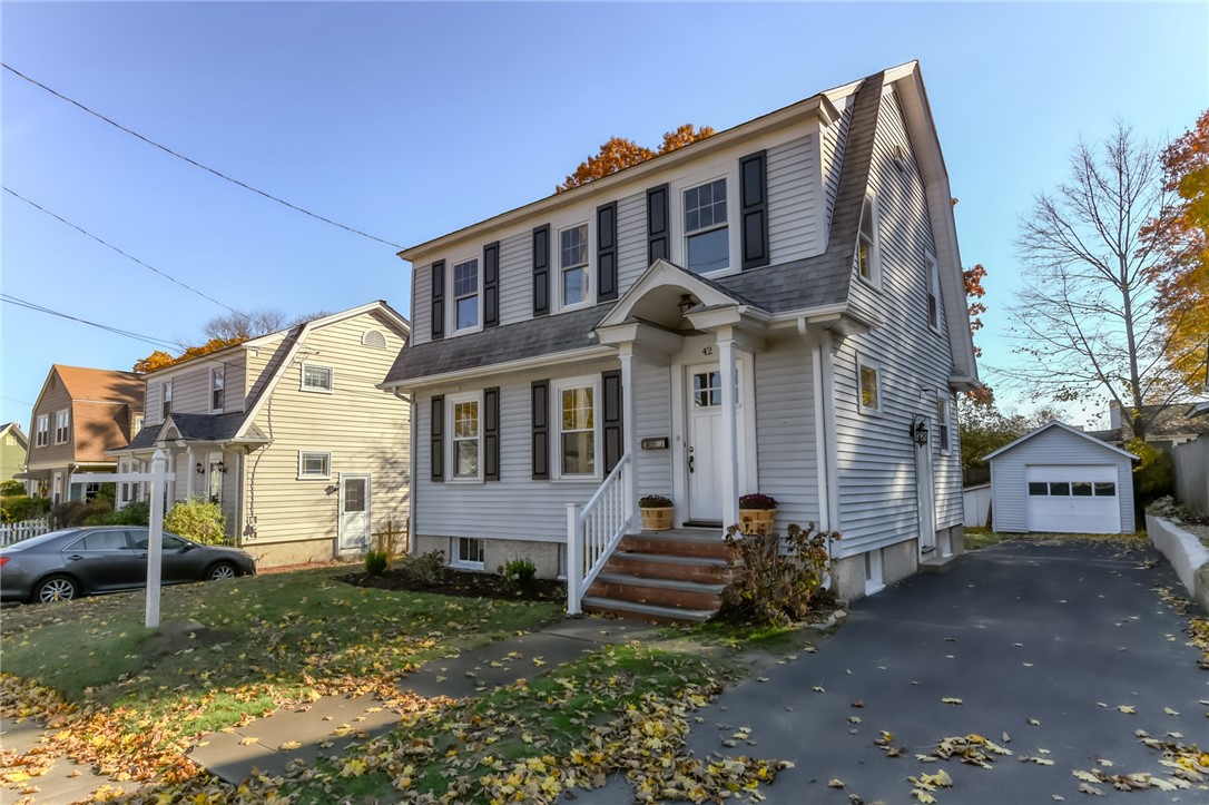42 Mayfair Road Warwick, RI 02888 - Photo 1 of 34 Gallery Image 1