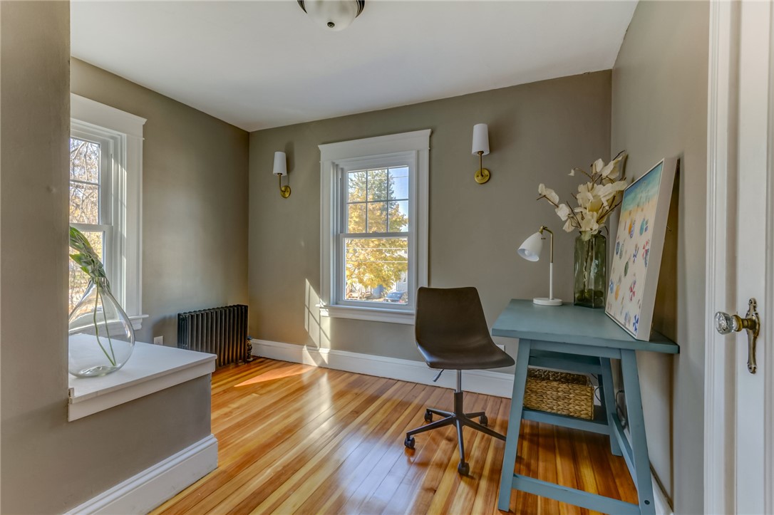 42 Mayfair Road Warwick, RI 02888 - Photo 23 of 34 Gallery Image 23