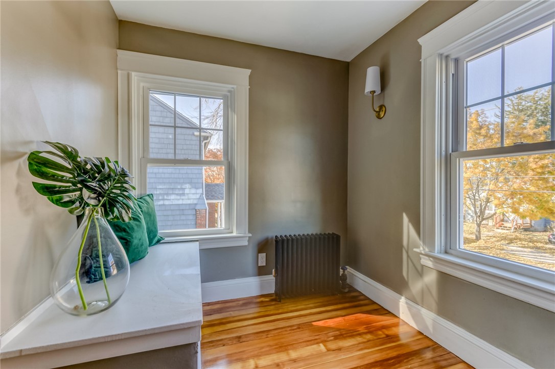 42 Mayfair Road Warwick, RI 02888 - Photo 24 of 34 Gallery Image 24