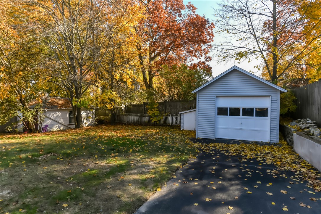 42 Mayfair Road Warwick, RI 02888 - Photo 27 of 34 Gallery Image 27