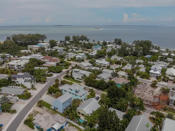 $2,785,000 | 796 Jacaranda Road, Anna Maria, FL 34216