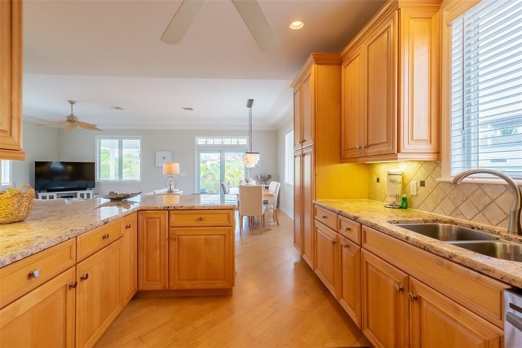 796 Jacaranda Road Anna Maria, FL 34216 - Photo 13 of 61