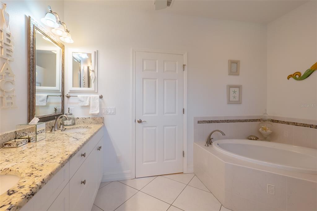 796 Jacaranda Road Anna Maria, FL 34216 - Photo 25 of 61