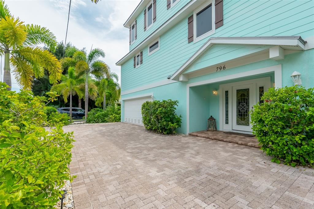 796 Jacaranda Road Anna Maria, FL 34216 - Photo 4 of 61