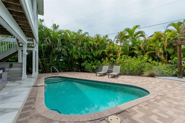 $2,875,000 | 796 Jacaranda Road, Anna Maria, FL 34216