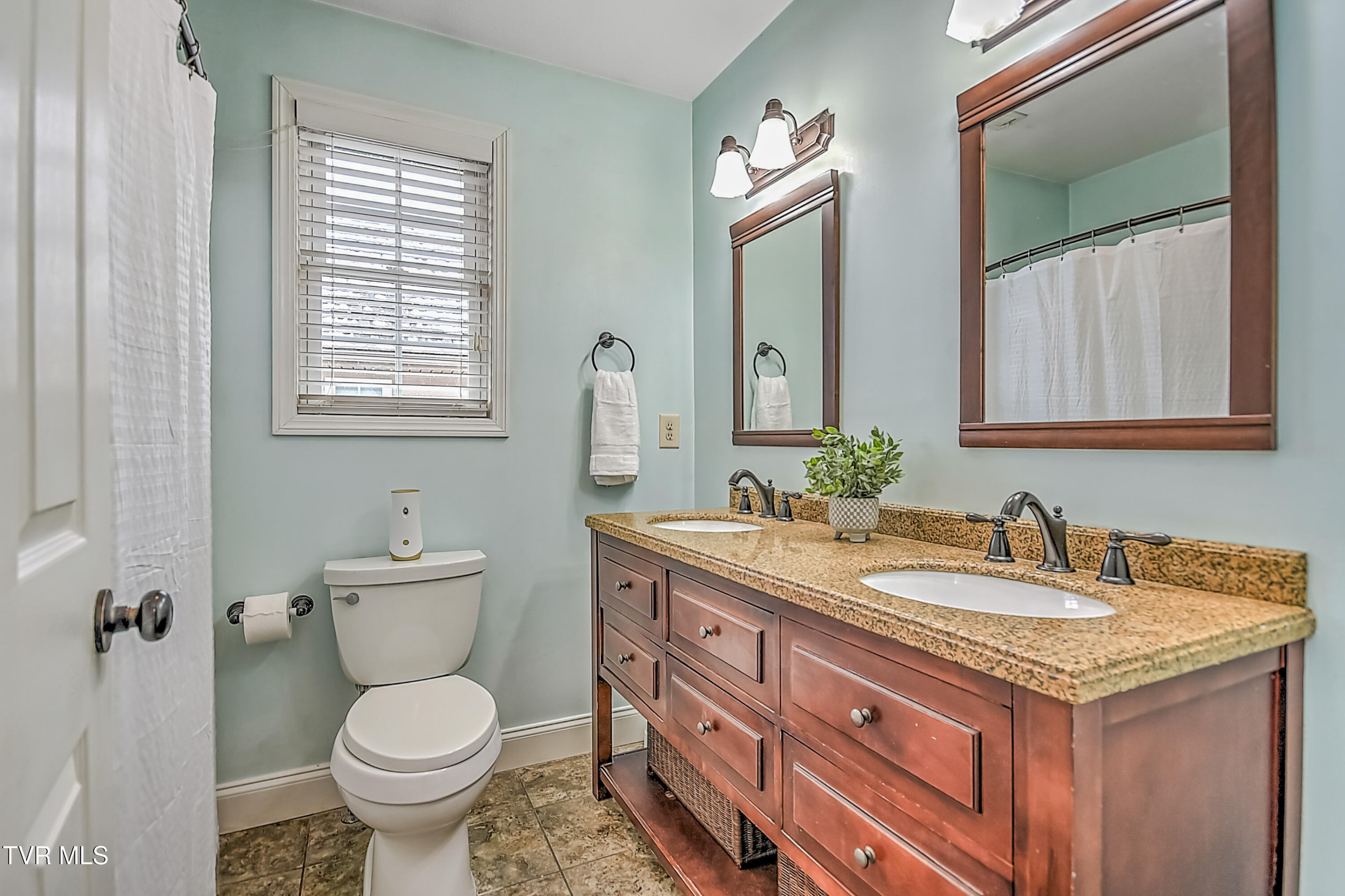 22 Earhart Road, Unit 22 Bluff City, TN 37618 - Photo 35 of 45 22 Earhart GC-37