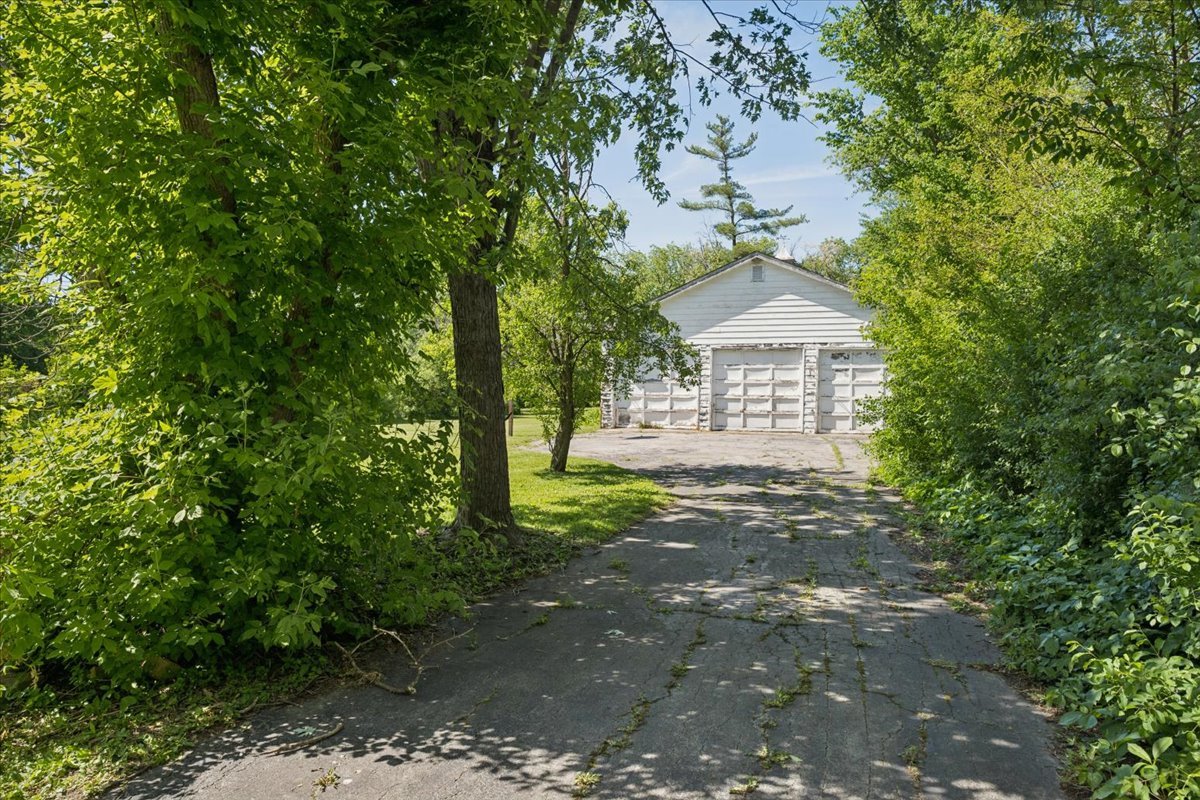 1819 Cornell Road Flossmoor, IL 60422 - Photo 10 of 68