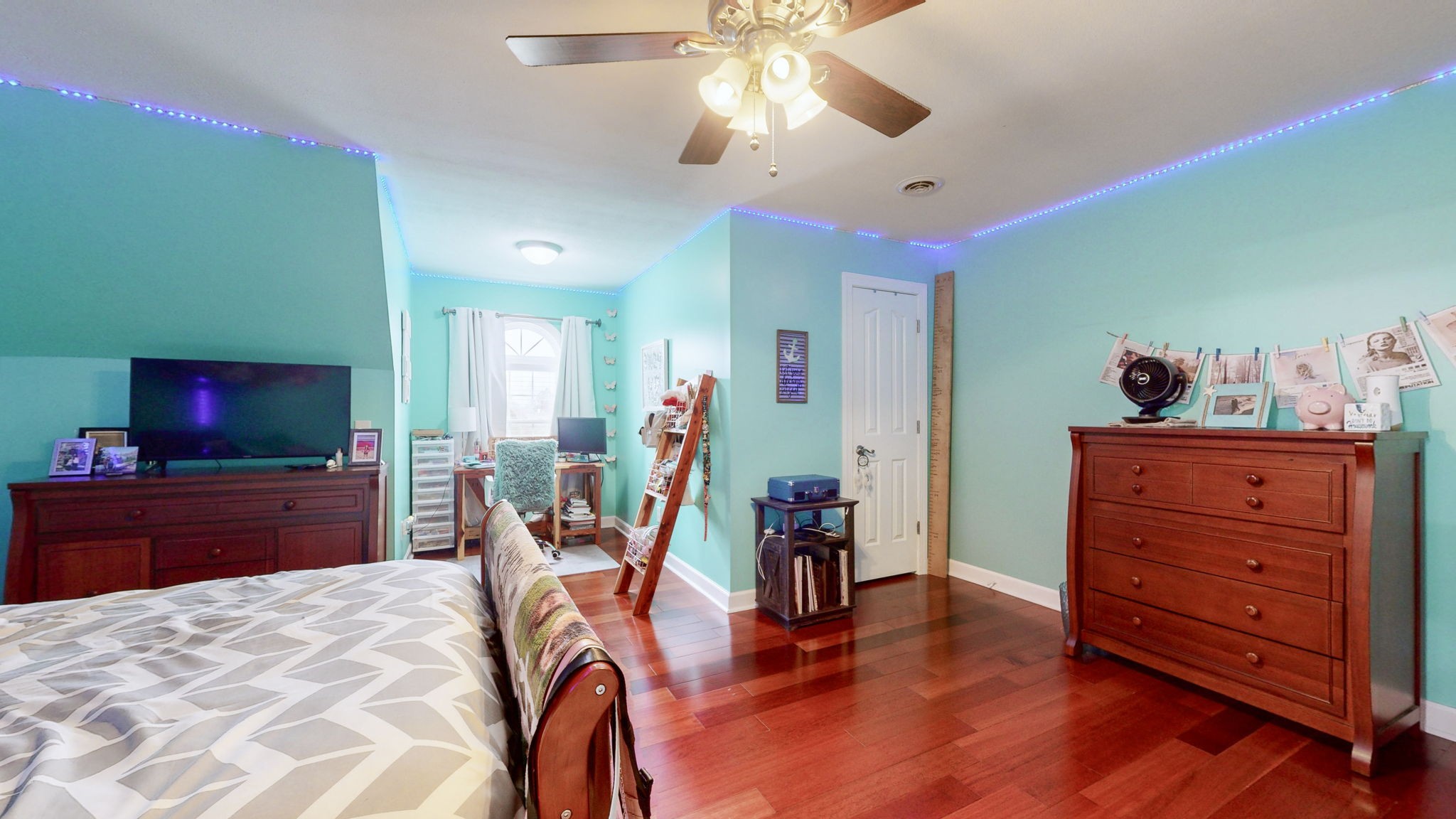 3664 Whippoorwill Road Lebanon, TN 37090 - Photo 56 of 69 a bedroom with furniture and a flat screen tv