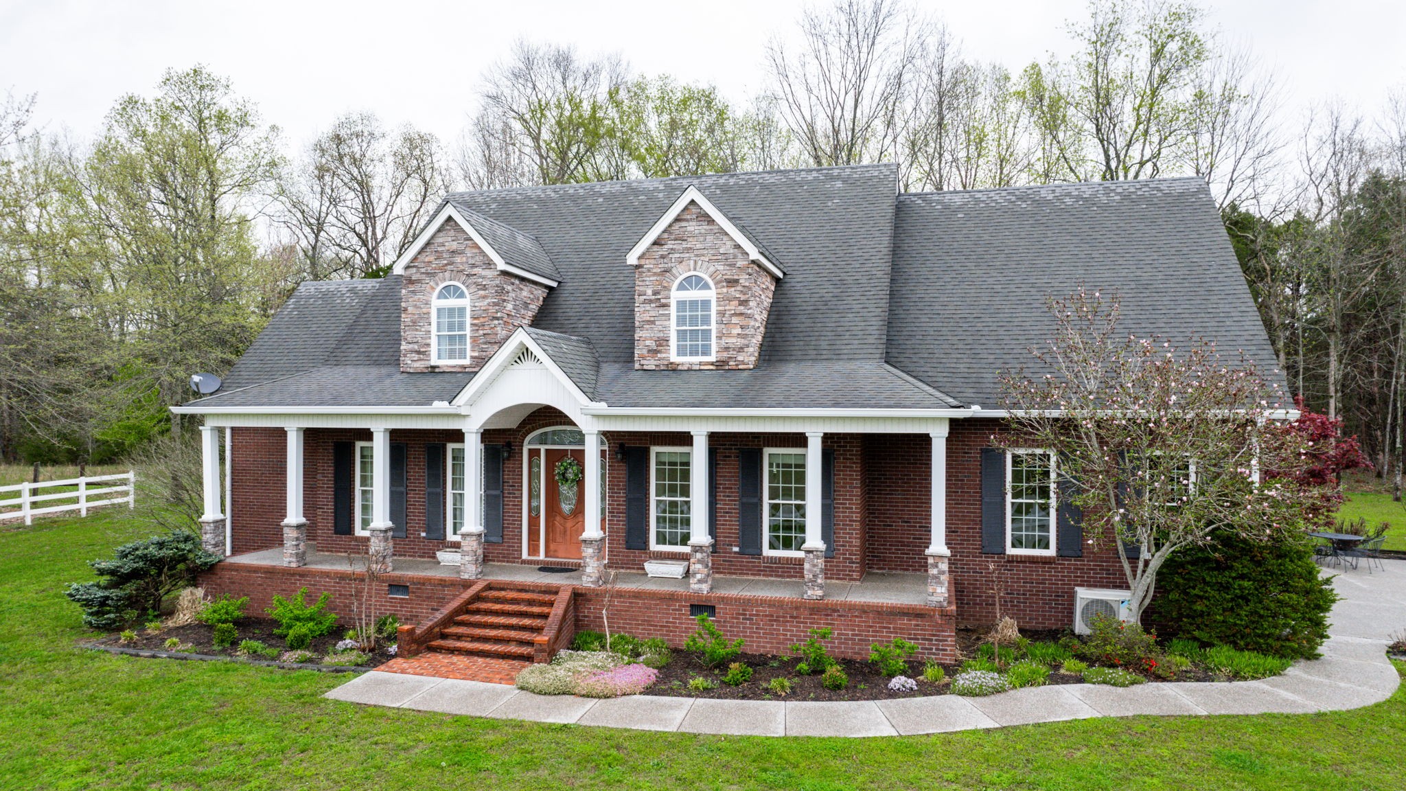 3664 Whippoorwill Road Lebanon, TN 37090 - Photo 9 of 69 front view of a house with a yard