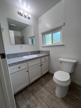 $1,550 | 230 West Pinedale Avenue, Pinedale, CA 93650