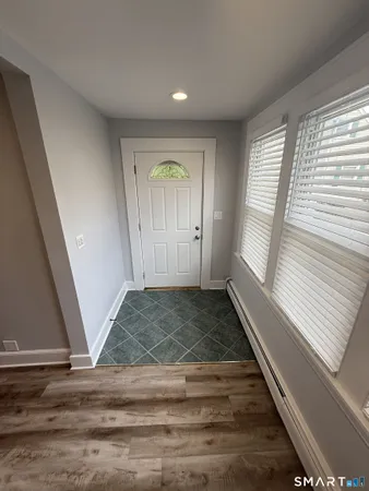 $2,400 | 133 Ocean Avenue, Bridgeport, CT 06605