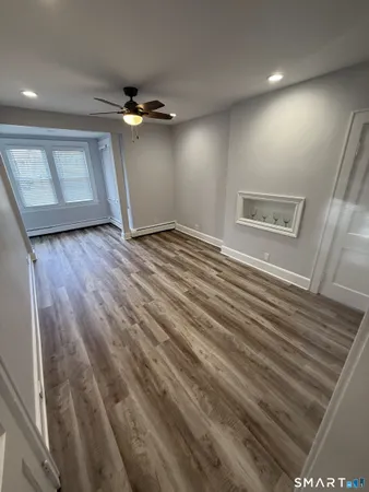 $2,400 | 133 Ocean Avenue, Bridgeport, CT 06605