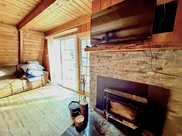 $235,000 | 103 Florence Avenue, Northampton, NY 12117