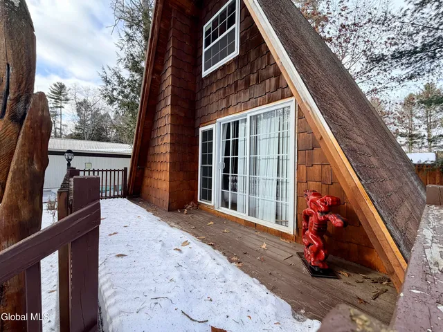 $235,000 | 103 Florence Avenue, Northampton, NY 12117