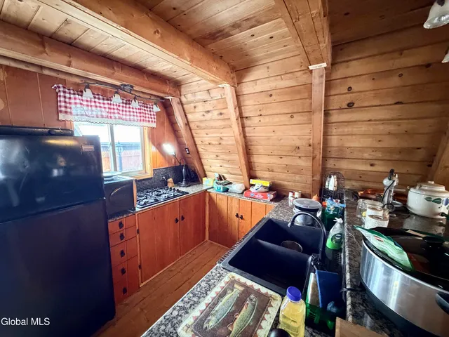 $235,000 | 103 Florence Avenue, Northampton, NY 12117