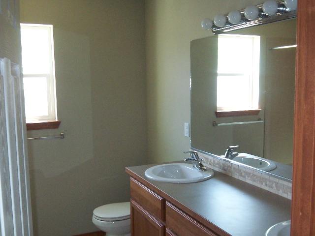 904 East Cooper Lane Colbert, WA 99005 - Photo 7 of 9 Gallery Image 7