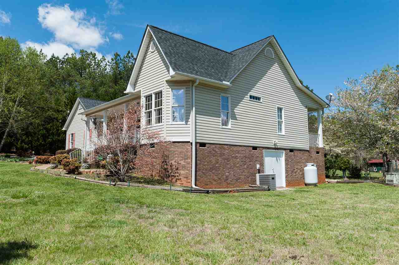 119 Spring Valley Road Inman, SC 29349 - Photo 6 of 24