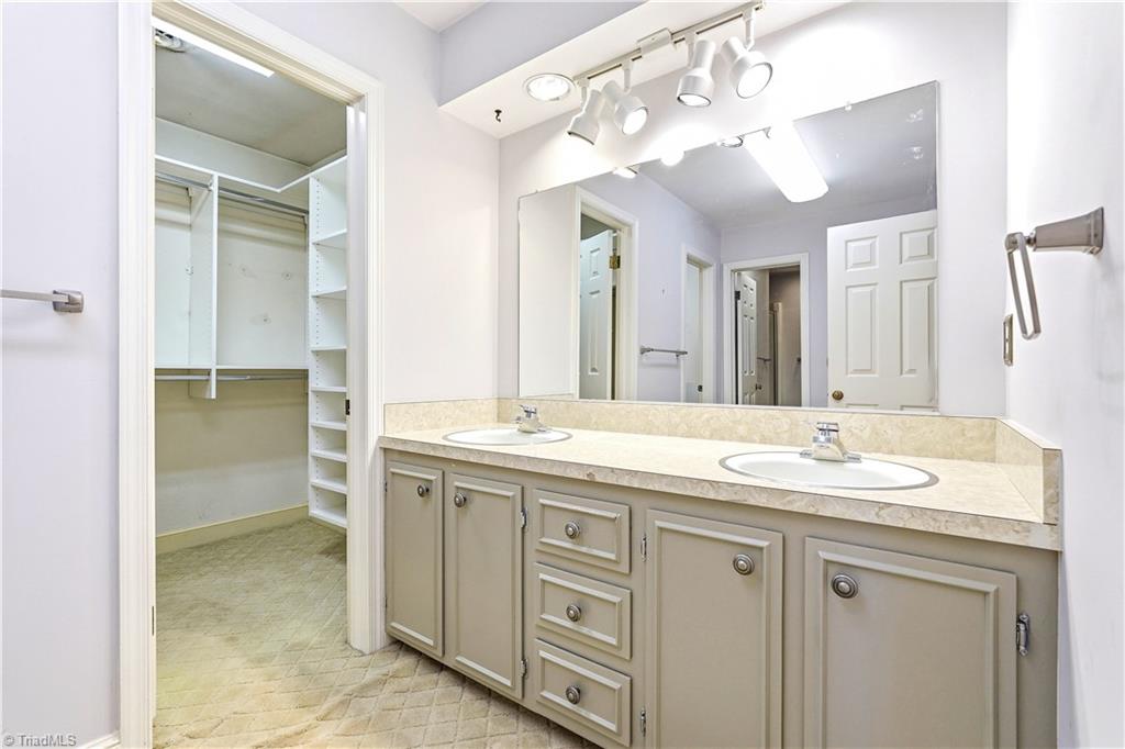 612 Hertford Road Winston-Salem, NC 27104 - Photo 28 of 49