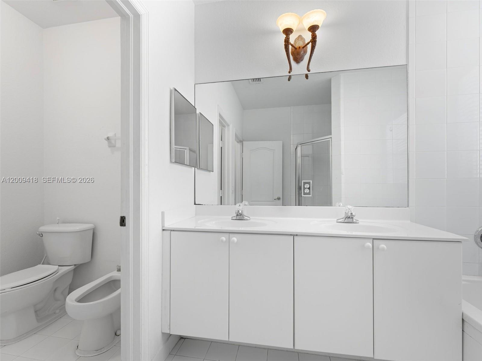 8721 Southwest 2nd Terrace Miami, FL 33174 - Photo 21 of 39 master bathroom