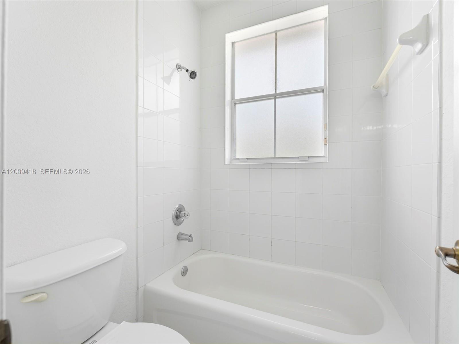 8721 Southwest 2nd Terrace Miami, FL 33174 - Photo 29 of 39 second floor