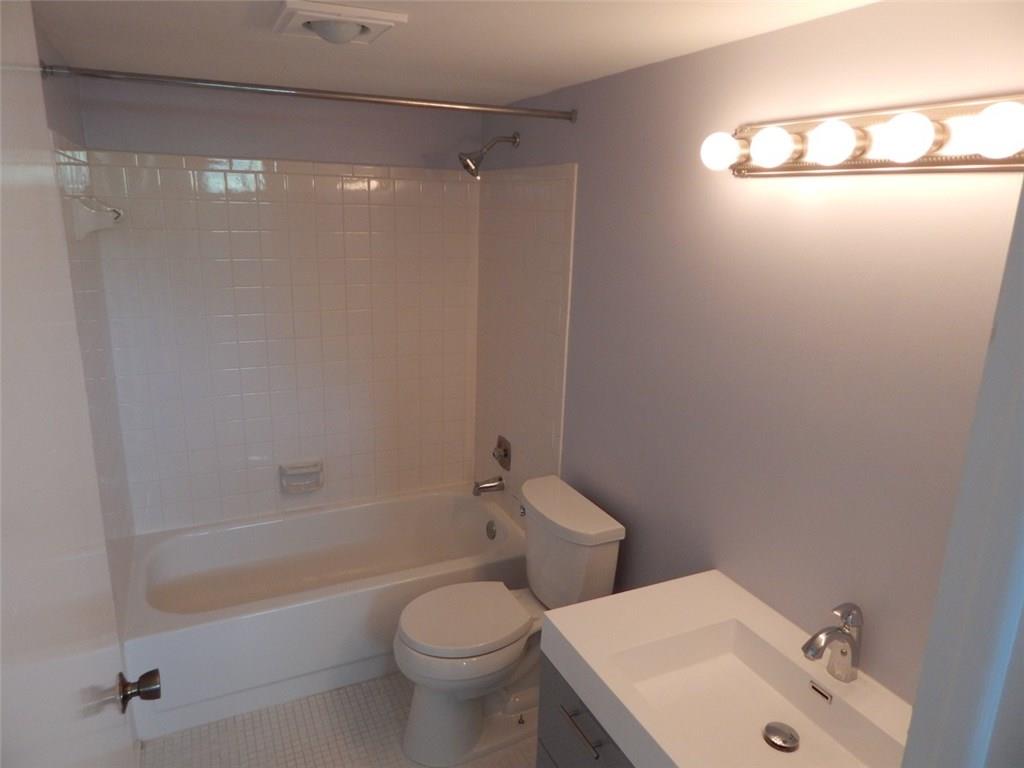 1950 Southwest Palm City Road, Unit 11201 Stuart, FL 34994 - Photo 31 of 41 Gallery Image 31