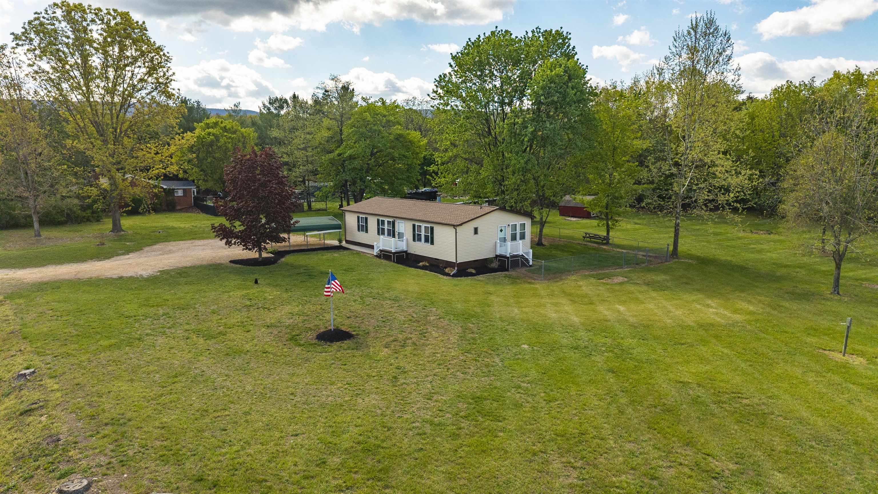 101 Thorofare Road Crimora, VA 24431 - Photo 2 of 60 Gallery Image 2