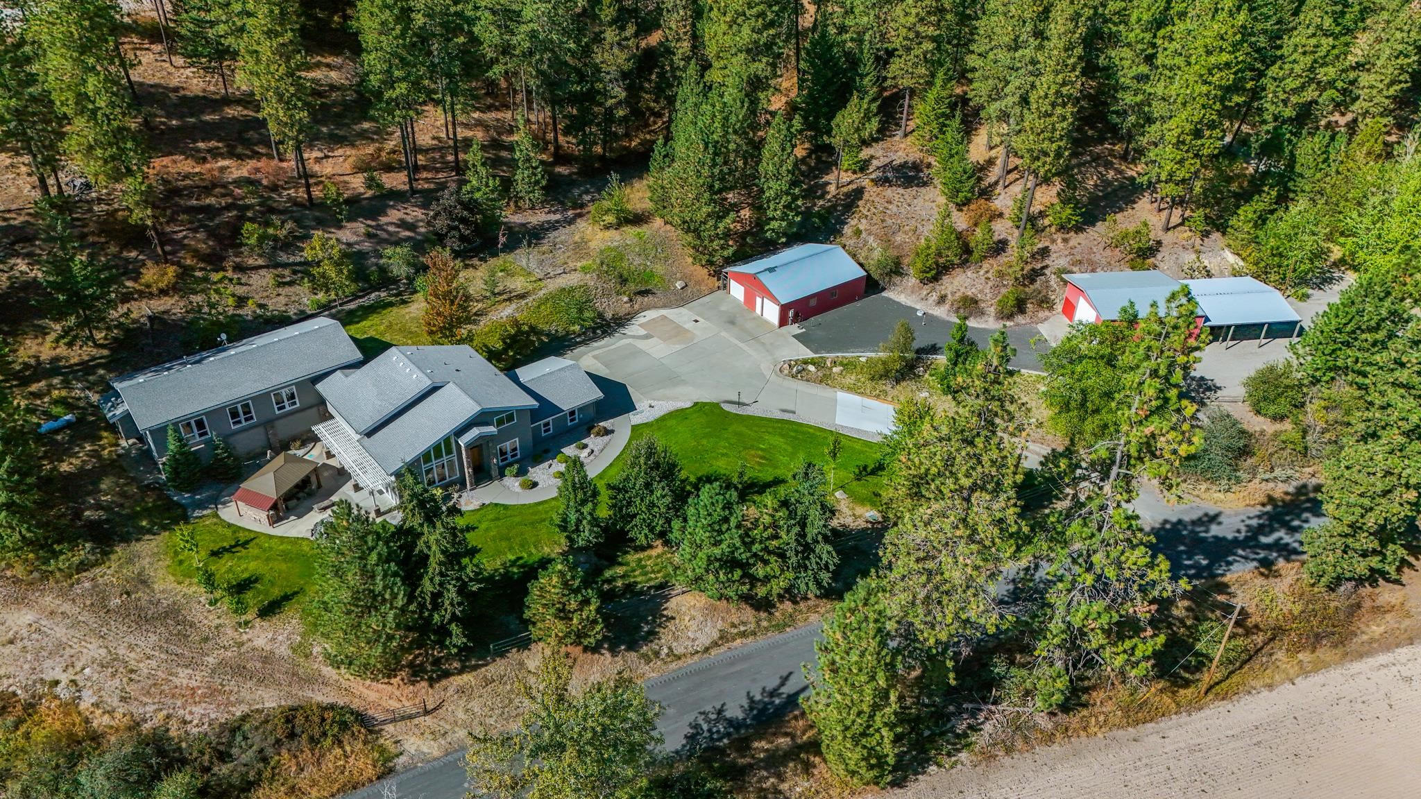 9624 South Sands Road Valleyford, WA 99036 - Photo 1 of 46 Gallery Image 1