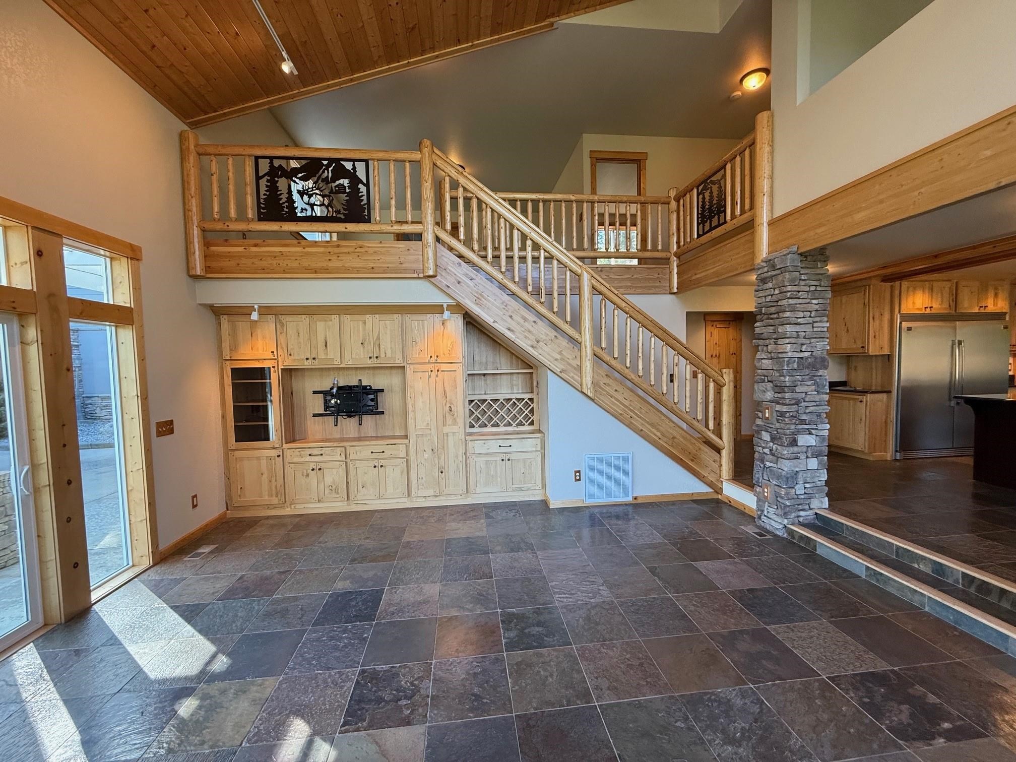 9624 South Sands Road Valleyford, WA 99036 - Photo 2 of 46 Gallery Image 2