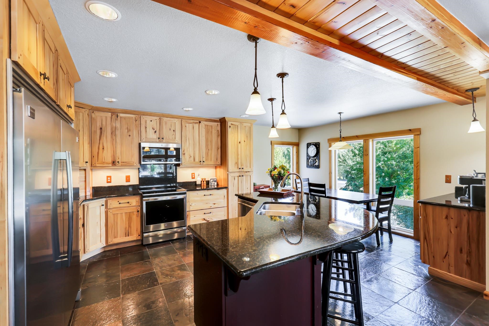 9624 South Sands Road Valleyford, WA 99036 - Photo 9 of 46 Gallery Image 9