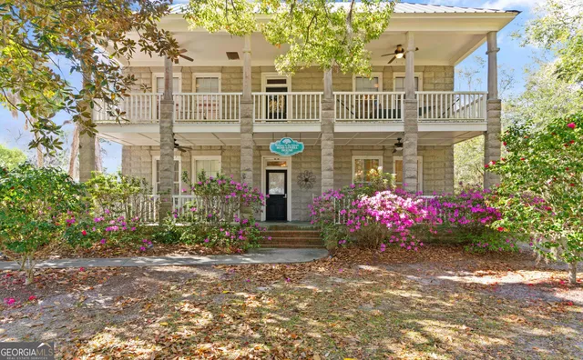 $899,900 | 207 West Weed Street, St. Marys, GA 31558