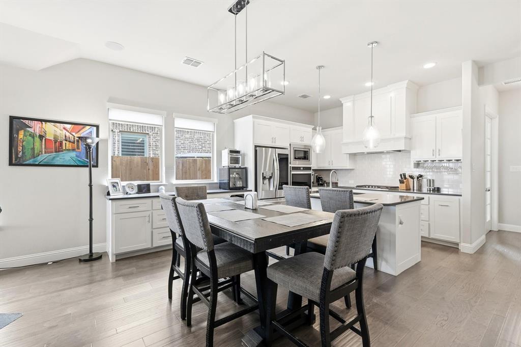 14524 Spitfire Trail Fort Worth, TX 76262 - Photo 12 of 40