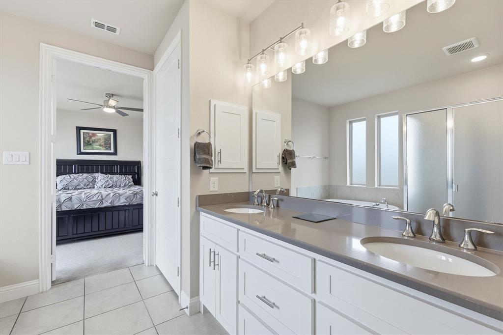 14524 Spitfire Trail Fort Worth, TX 76262 - Photo 22 of 40