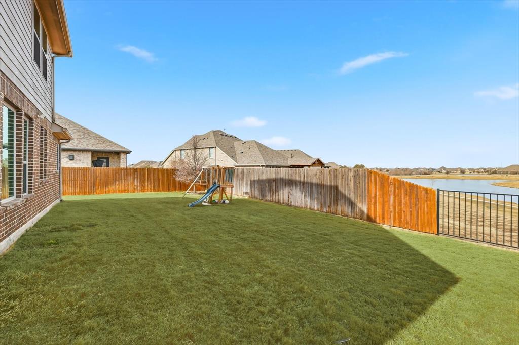 14524 Spitfire Trail Fort Worth, TX 76262 - Photo 36 of 40