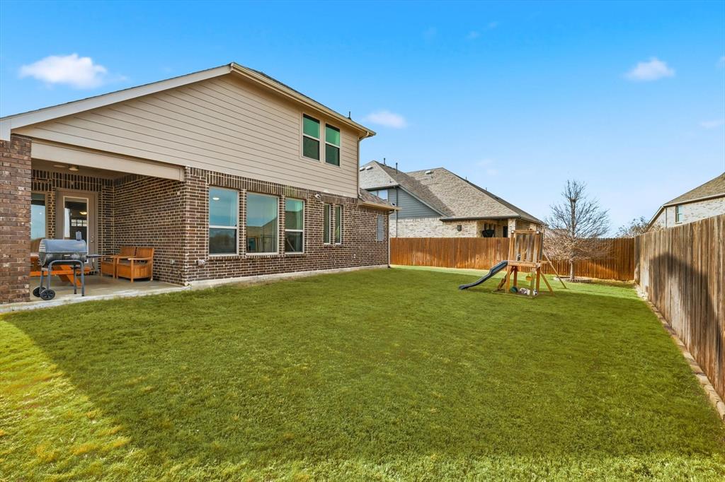 14524 Spitfire Trail Fort Worth, TX 76262 - Photo 37 of 40