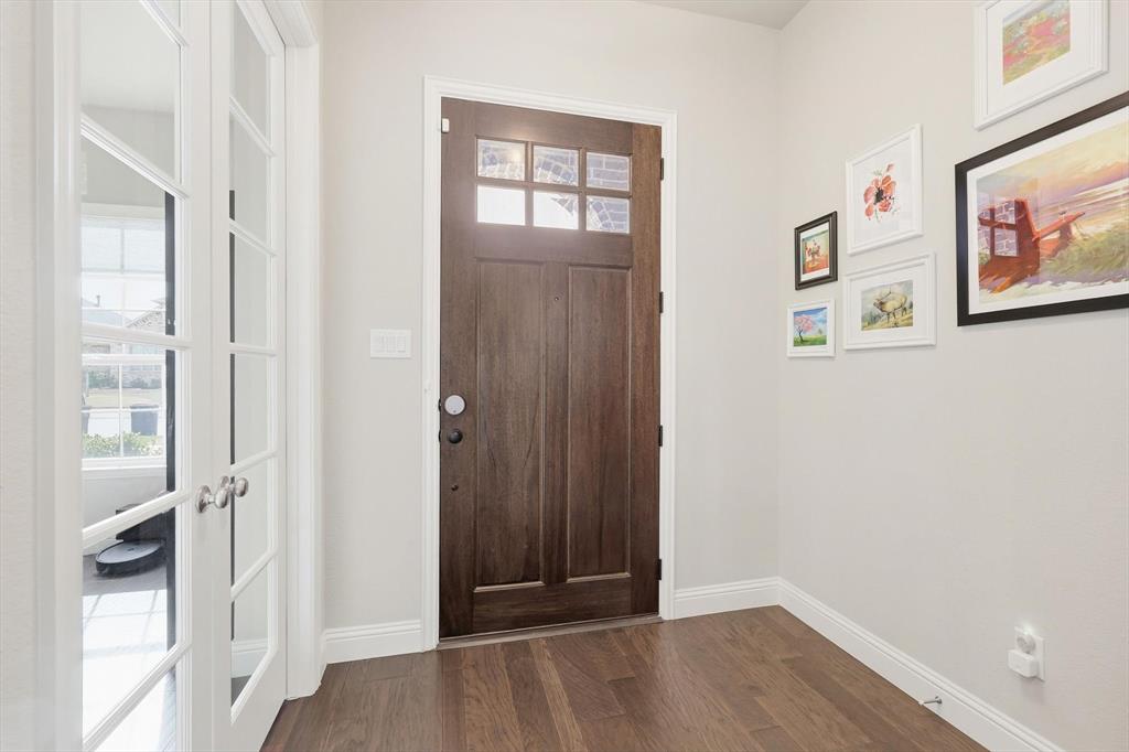 14524 Spitfire Trail Fort Worth, TX 76262 - Photo 4 of 40