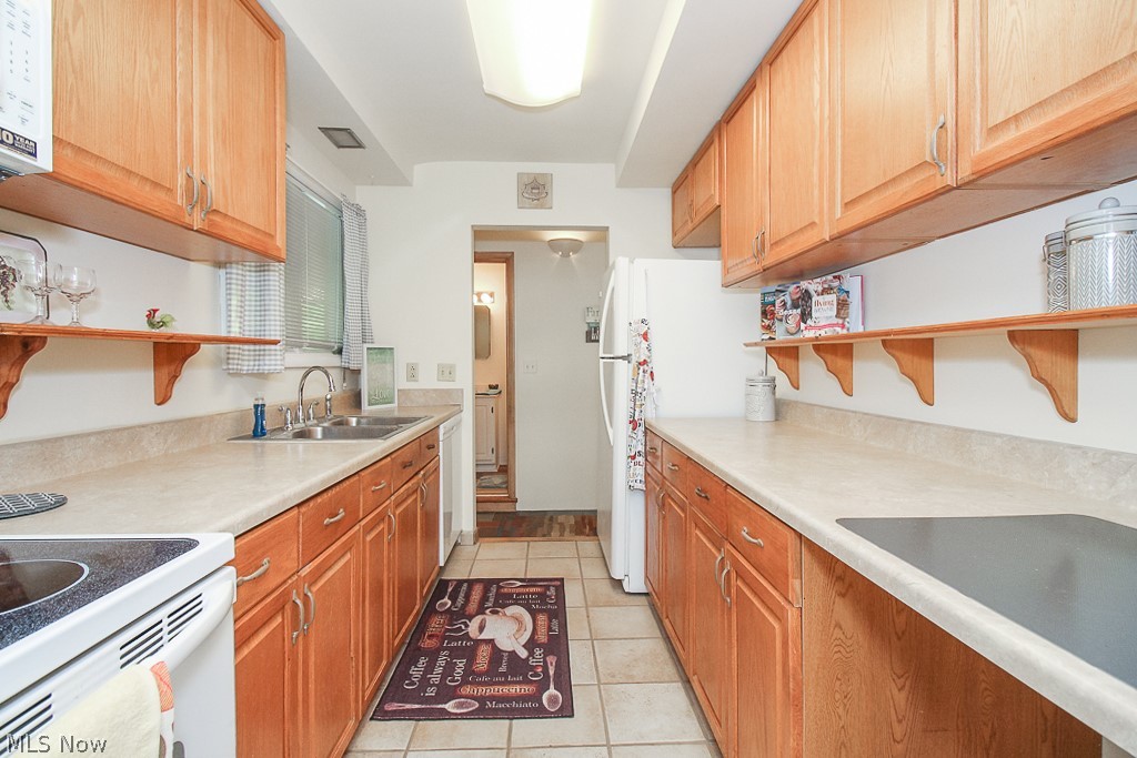 35000 Cannon Road Solon, OH 44139 - Photo 8 of 35 Gallery Image 8