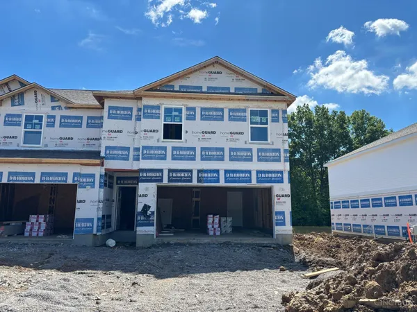 $299,900 | 4036 Willow Grv Drive, Amelia, OH 45102
