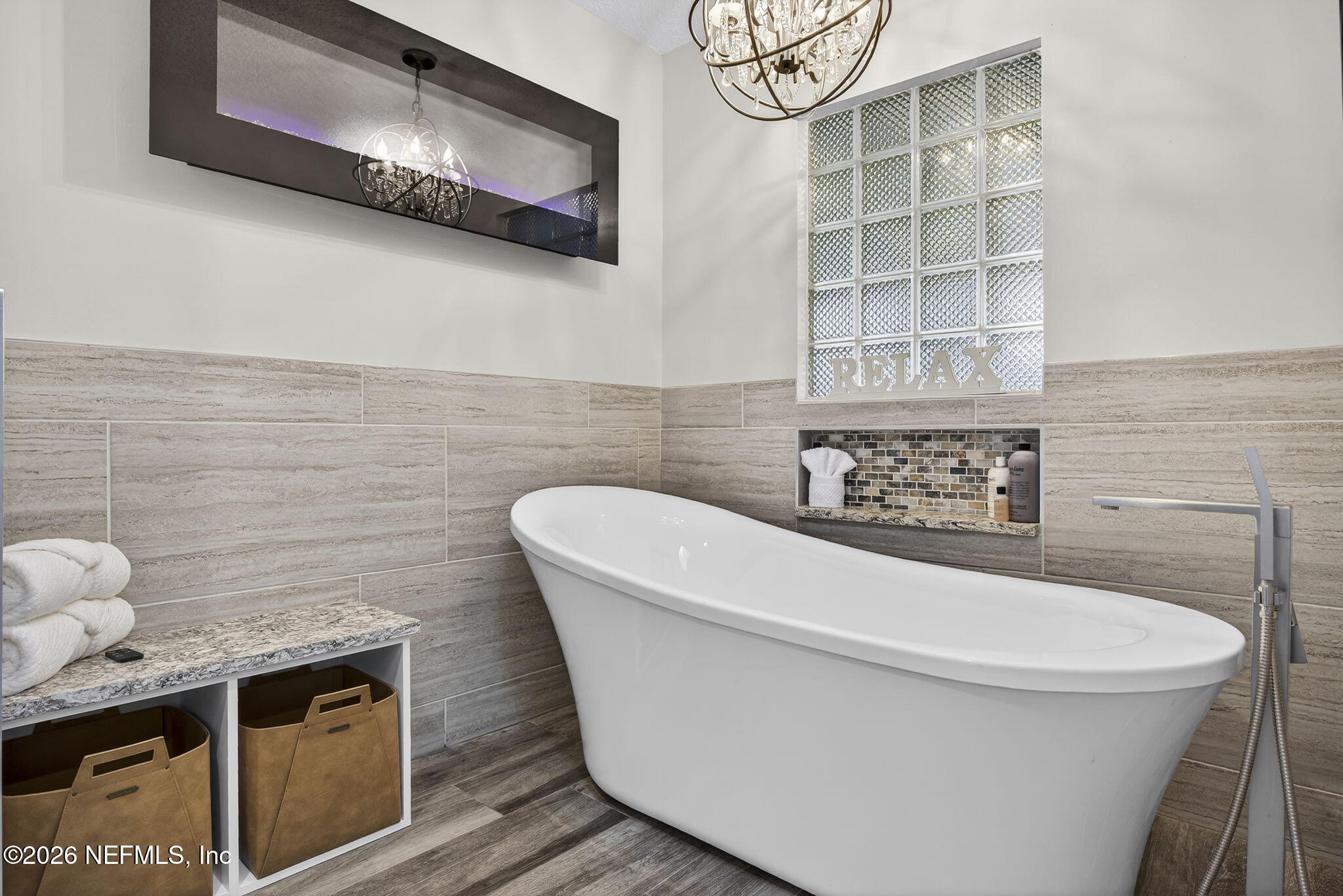 394 Cassandra Lane St. Augustine, FL 32086 - Photo 21 of 43 a bathroom with a bathtub