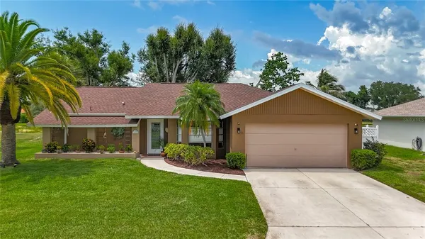 $435,000 | 3234 Meadow Run Drive, Venice, FL 34293