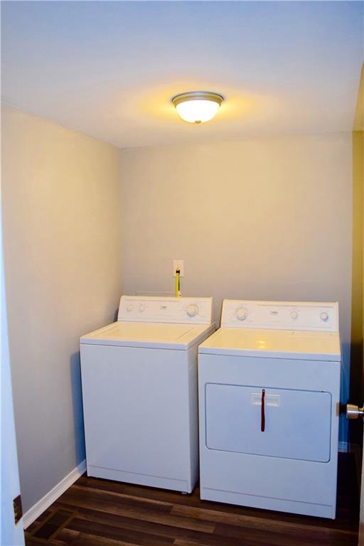 7826 Hoover Road Indianapolis, IN 46260 - Photo 15 of 24 Gallery Image 15