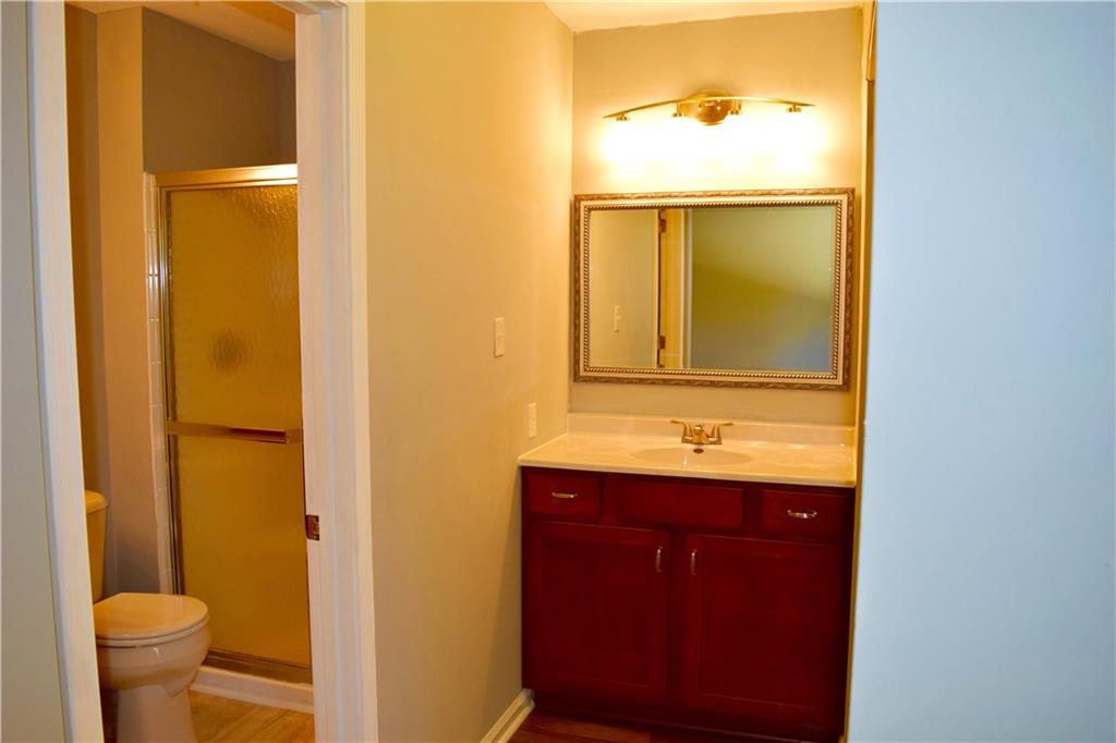 7826 Hoover Road Indianapolis, IN 46260 - Photo 16 of 24 Gallery Image 16