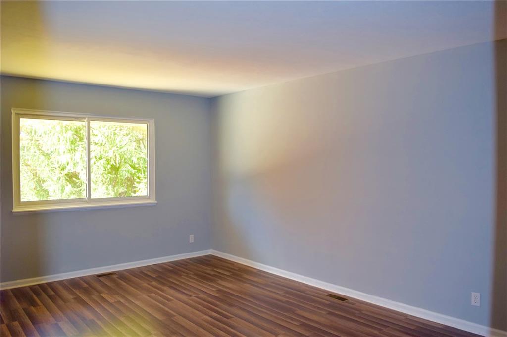 7826 Hoover Road Indianapolis, IN 46260 - Photo 18 of 24 Gallery Image 18