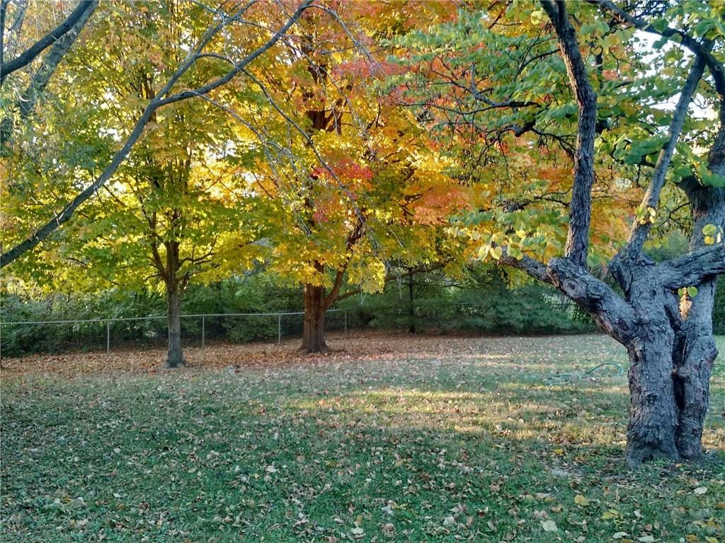 7826 Hoover Road Indianapolis, IN 46260 - Photo 21 of 24 Gallery Image 21