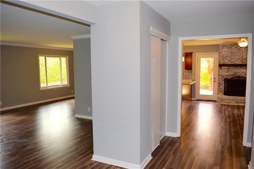 7826 Hoover Road Indianapolis, IN 46260 - Photo 7 of 24 Gallery Image 7