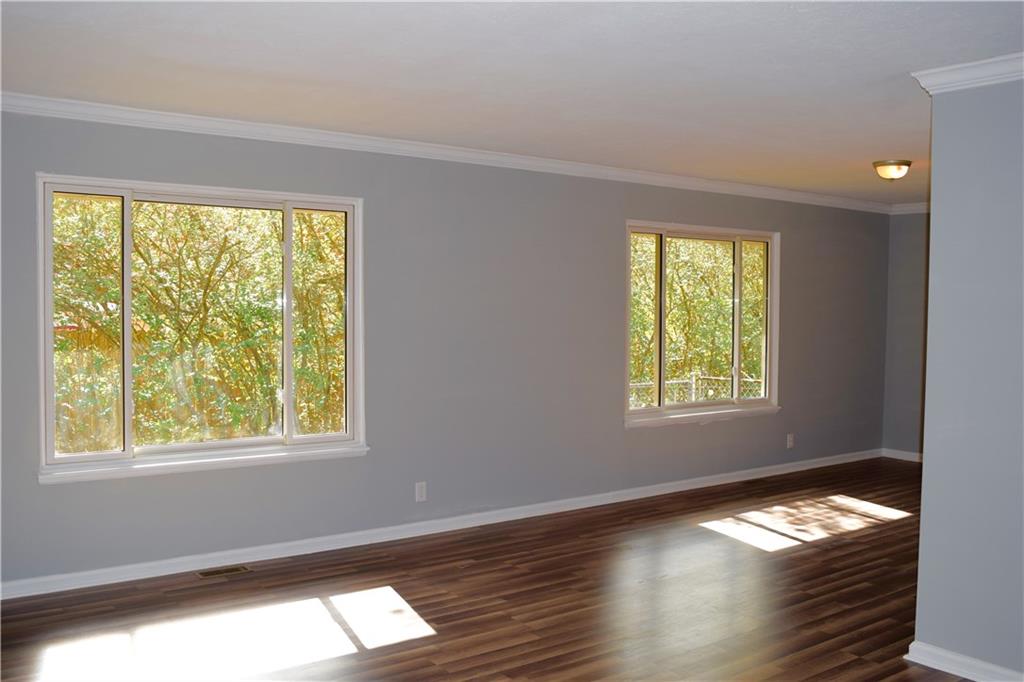 7826 Hoover Road Indianapolis, IN 46260 - Photo 10 of 24 Gallery Image 10