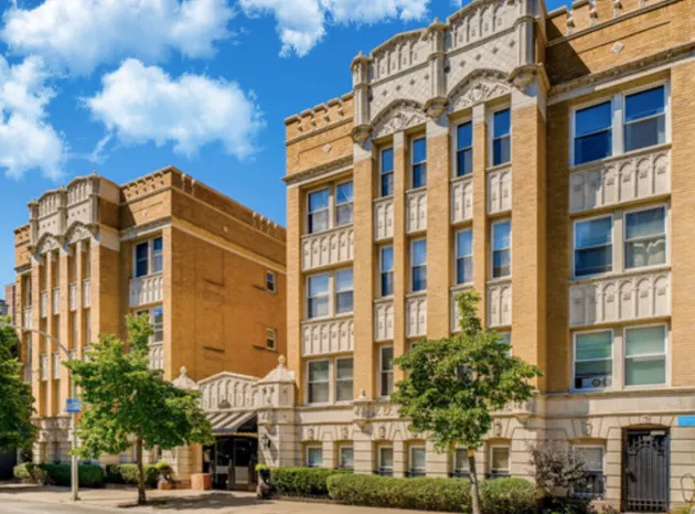 $1,150 | 4240 North Clarendon Avenue, Unit 208S, Chicago, IL 60613